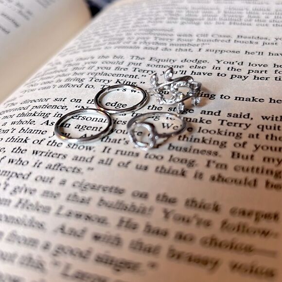 Set of 4 Pinky Rings Small Stackable Rings Sz 4 - Picture 4 of 4